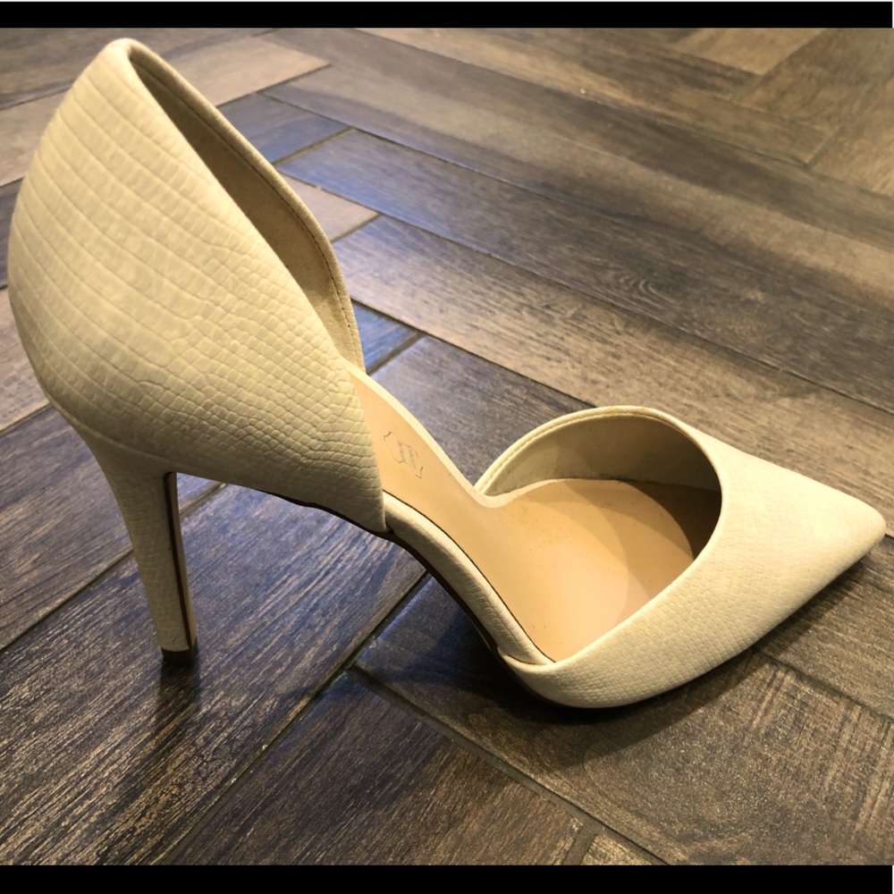 COPY - Aldos croc type leather nude pumps